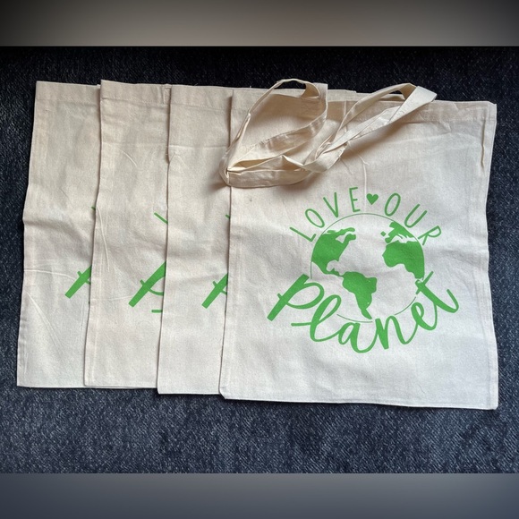 4 Cotton Muslin Shopping Totes • Set of 4 • Love Our Planet - Picture 1 of 2